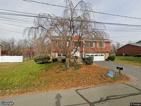 Cedarwood, WILKES BARRE, PA 18702
