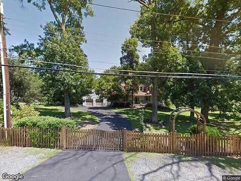 Elm, DUNN LORING, VA 22027