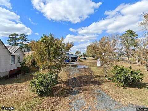 Anna Messex, CHINCOTEAGUE ISLAND, VA 23336