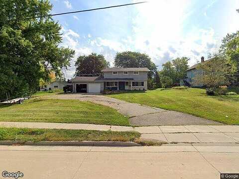 Main, MAYVILLE, WI 53050
