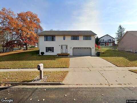 Amanda, REEDSBURG, WI 53959