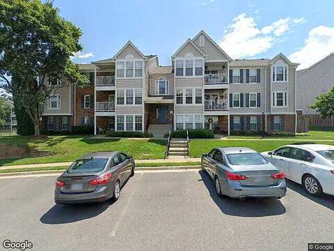 Sherbrooke Cir, Woodbridge, VA 22192