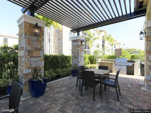 113Th, PEMBROKE PINES, FL 33025