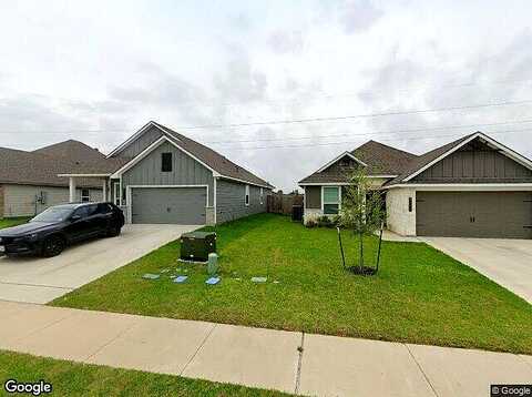 Holm Oak Rd, Bryan, TX 77845