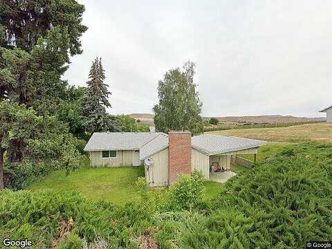 Reservoir Loop, SELAH, WA 98942