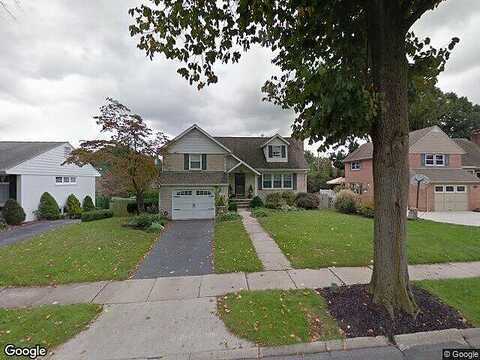 Dauphin, READING, PA 19610
