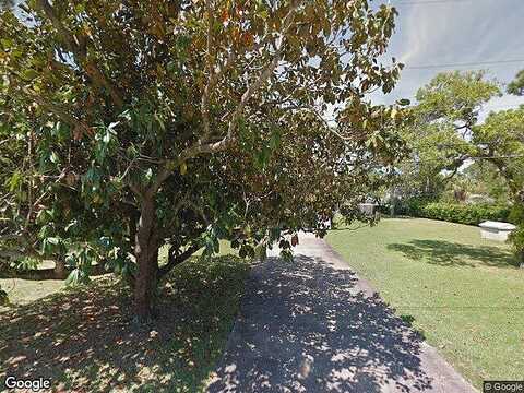 Birch, SHALIMAR, FL 32579