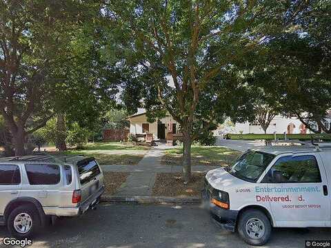 E, REEDLEY, CA 93654