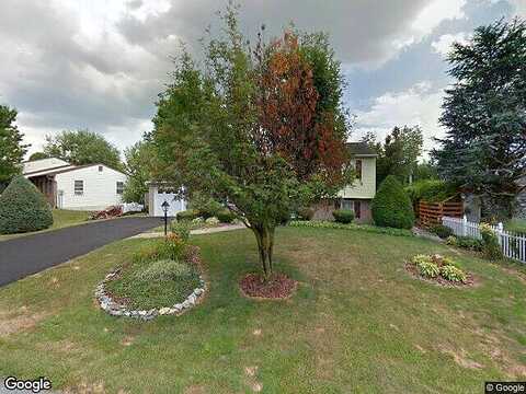 Jill Ann, LEBANON, PA 17042
