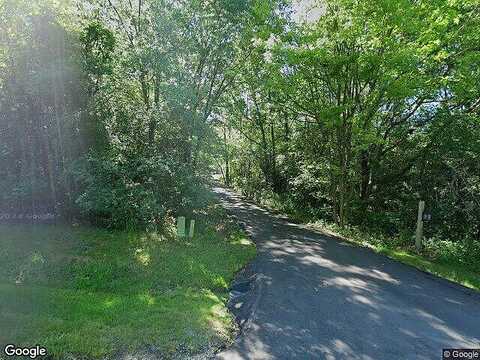 Lost Woods, OCONOMOWOC, WI 53066