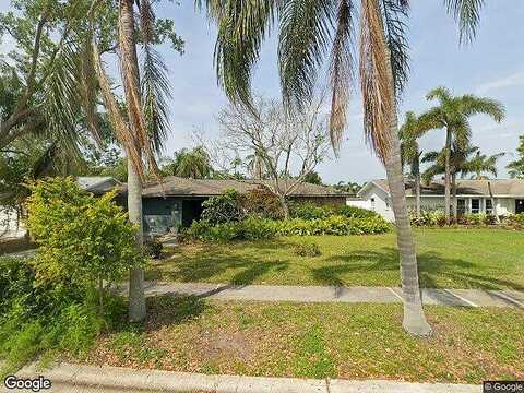 136Th, LARGO, FL 33774