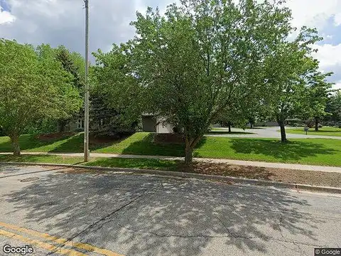 Deer Ridge, WEST BEND, WI 53095