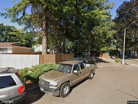 Nw Val Ct, Hillsboro, OR 97124