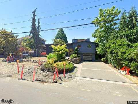 16Th, KIRKLAND, WA 98033