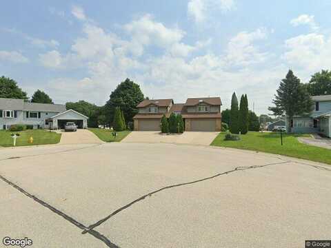 Teakwood, SUSSEX, WI 53089