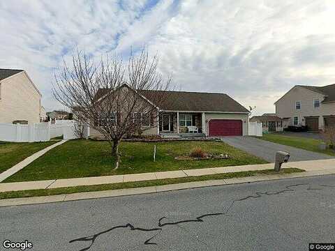 Versailles, READING, PA 19605