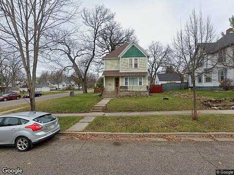 5Th, BARABOO, WI 53913
