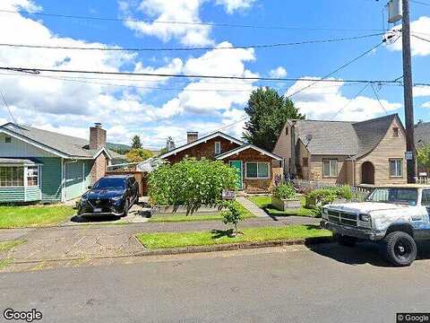 8Th, KELSO, WA 98626