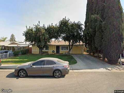 Hemlock, REEDLEY, CA 93654