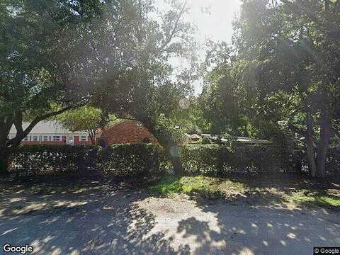 Roaring Springs, FORT WORTH, TX 76114