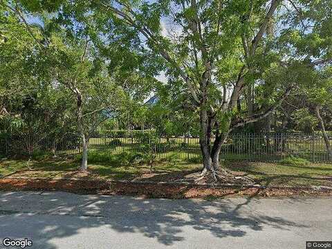 21St, HOMESTEAD, FL 33030