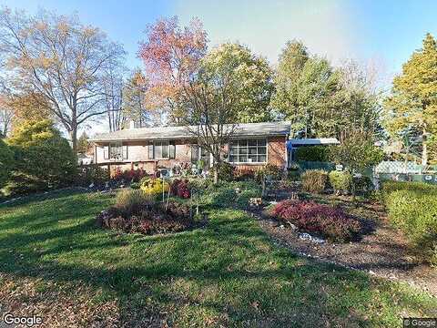 Dixon, CROYDON, PA 19021