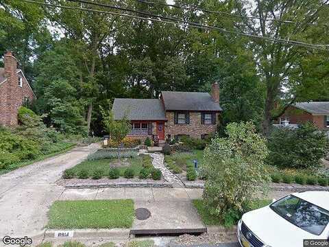 Moreland, ANNANDALE, VA 22003