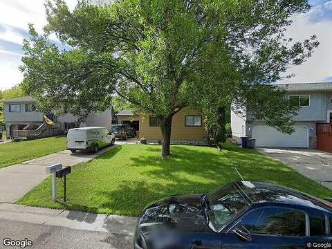 29Th Street, MOORHEAD, MN 56560