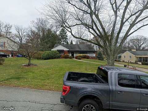 Turnpike, IRWIN, PA 15642