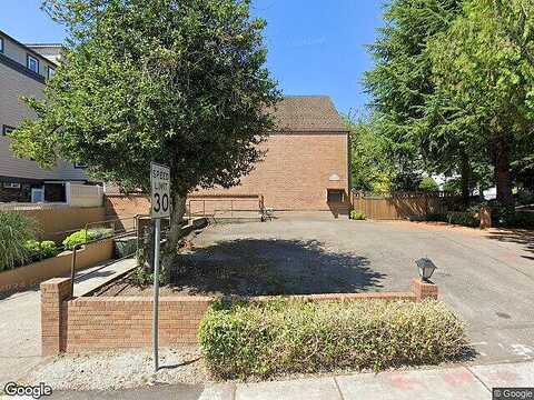 100Th, BELLEVUE, WA 98004