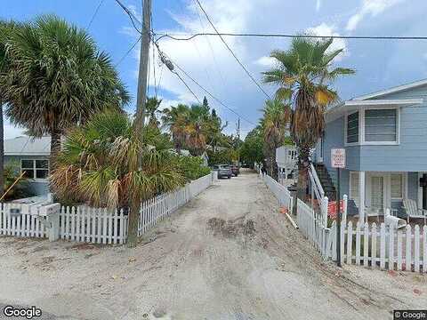 Avenue F, HOLMES BEACH, FL 34217