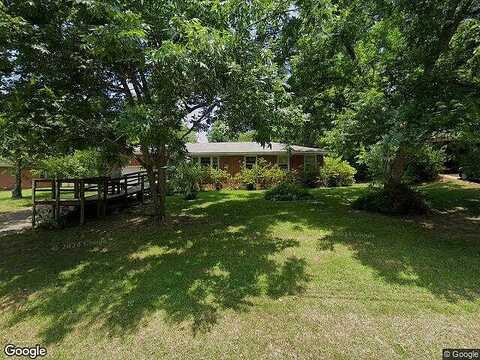 Pine St, Gilmer, TX 75644