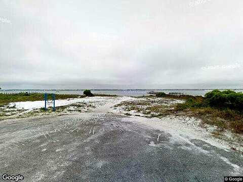 Tina Dr, Navarre, FL 32566