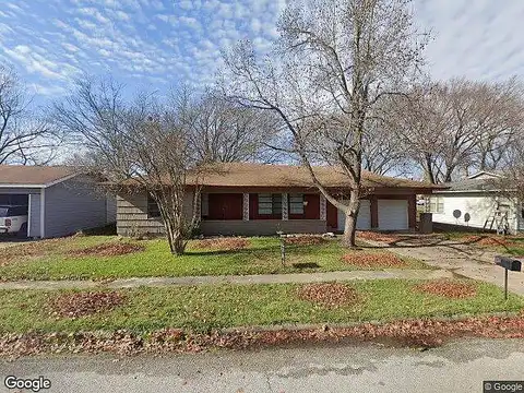 Southlake St, Cooper, TX 75432