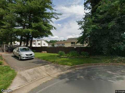 Sandalwood Dr, Manassas, VA 20110