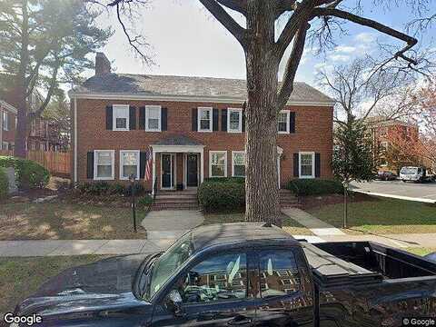 29Th, ARLINGTON, VA 22206