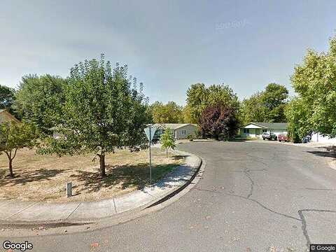 Meadow Ln, Creswell, OR 97426