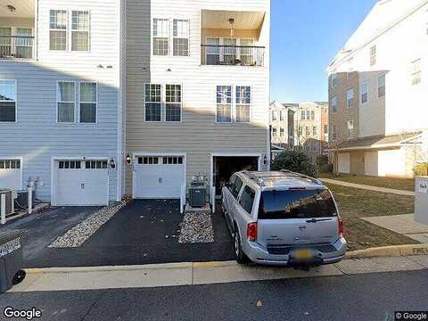 Lauder, ASHBURN, VA 20147