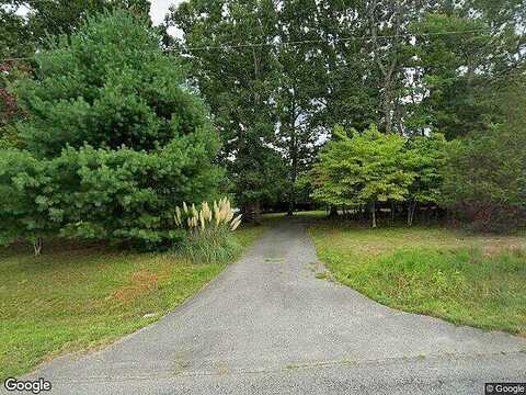 Rucker Rd, Moneta, VA 24121