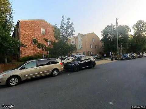 9Th St S, Arlington, VA 22204