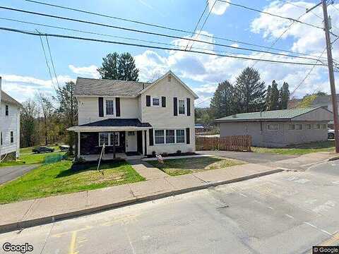 Fallbrook, CARBONDALE, PA 18407
