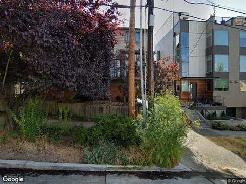 Dayton Ave N, Seattle, WA 98103