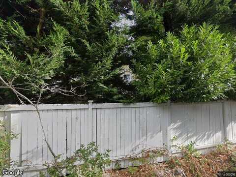 Newport Way Nw, Issaquah, WA 98027