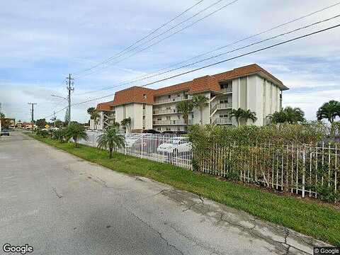 Wilma, RIVIERA BEACH, FL 33404