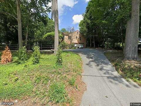 S Newtown St Rd, NEWTOWN SQUARE, PA 19073