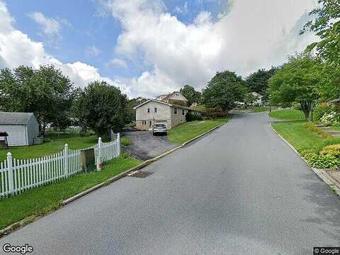 Oak, ALTOONA, PA 16601