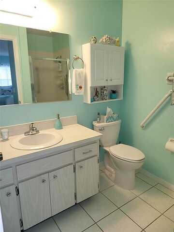 Finchley Ct, Sun City Center, FL 33573