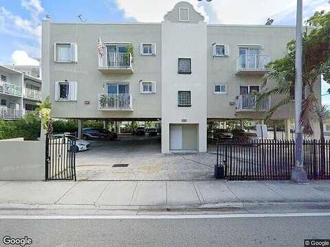 Flagler, MIAMI, FL 33135