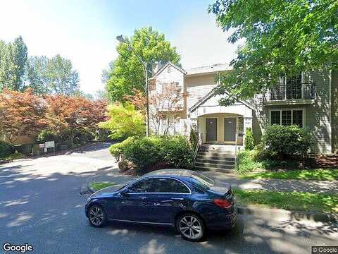 122Nd, KIRKLAND, WA 98033