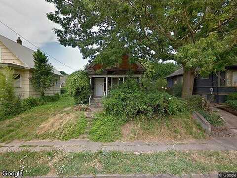 Ivy, PORTLAND, OR 97212